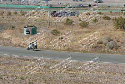 media/Apr-20-2025-AHRMA (Sun) [[393a79c373]]/Race/Group 11 early race/Turn 4b/